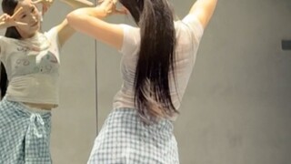 ILLIT《Do the Dance》Borrowed cat! The dance is so fragmented and yet so coordinated! Well done to the