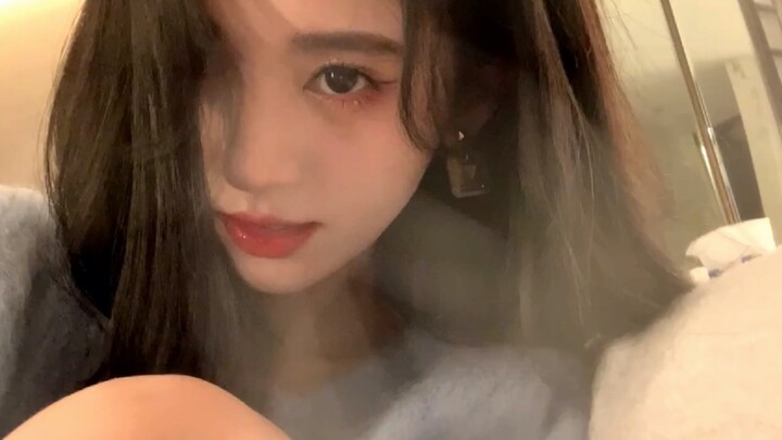 [Ju Jingyi] I’m seriously blown away by this sister’s live performance!!!!!