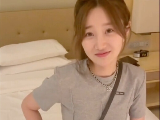 Kindergarten Teacher Zhao's 20-Minute Hotel Encounter