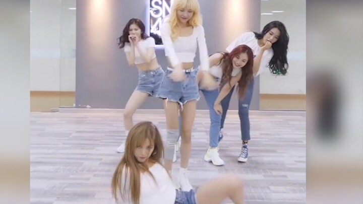 【SNH48-7SENSES】Super Serious "Hourglass" Dance Relay in Practice Room (20200813)