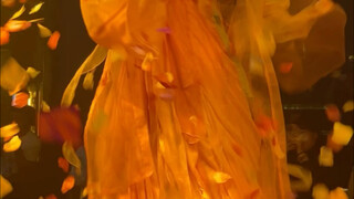 Wuhan Zhewu National Style Bar, Guo Zhezhe's dance of "The Willow Catkins Have Fallen and the Cuckoo