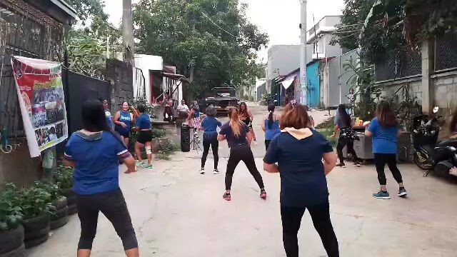 zumba mommies