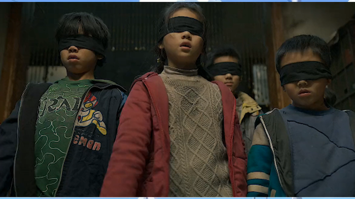 Inilah para pedagang manusia di masa lalu—sungguh keji, akhirnya dijatuhi hukuman mati langsung.