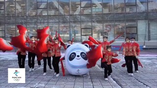 【冬奥 冰墩墩】冰墩墩元宵节跳扇子舞｜张家口国家越野滑雪中心