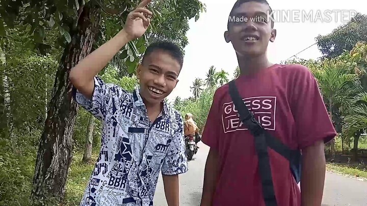 Prank teriak halo ke telinga orang! Prank lucu lebaran