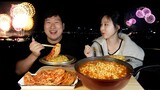 불꽃축제가 한눈에 보이는 옥탑에서 여자친구와 신라면 먹방!! (Hot spicy ramen & Fireworks festival) 요리&먹방 - Mukbang eating show