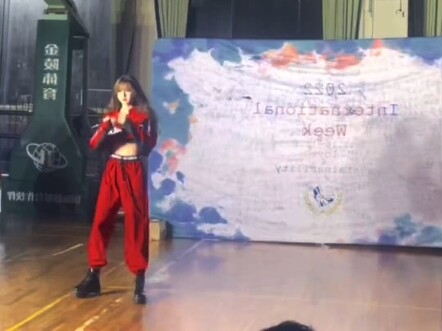 【上海中学】这么性感开放的高中生以后肯定被体育生预订了