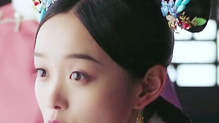 I just love watching Little Pipa mercilessly go after the Noble Consort—it’s so satisfying!