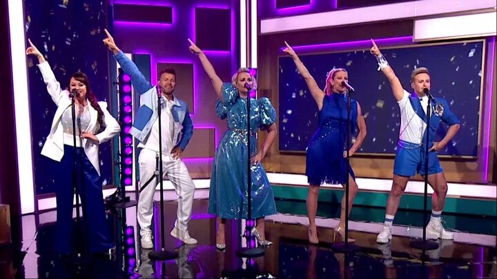 Steps - "Platinum Megamix" on This Morning