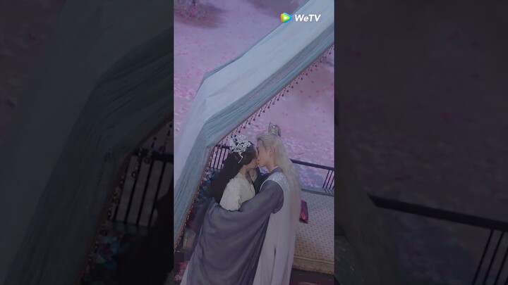 She kissed Longyan in her dream😚 #遇龙 #MissTheDragon #DylanWang #ZhuXudan #shorts