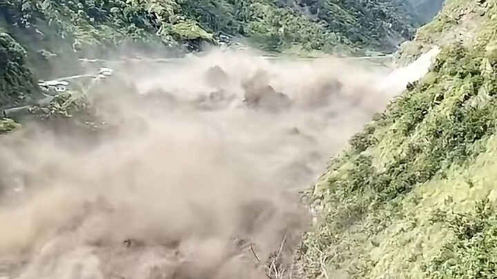 Shocking Live Footage of Nepal Devastating Flood -Rasuwa Nepal from Tibet China- 26th Aug 2026