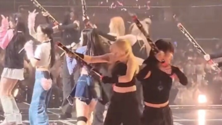 The backup dancer from aespa kept setting off the confetti cannons but never succeeded—hilarious! lo