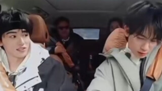 هُو شيان شي يستطيع دائمًا المزاح بهدوء تام، وهو مدرب مدرسة تعليم القيادة الذي يحب المزاح.