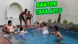 TEMPAT KERJA IDAMAN! - Daily Vlog Kantor Tara Arts