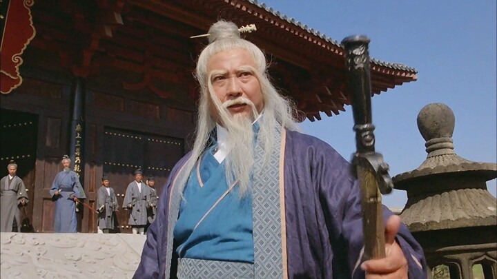 We all rushed forward at once; there's no way Master Zhang could kill us all...right?