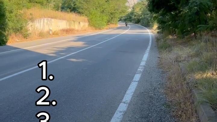 Yamaha YZF R6 exhaust sound