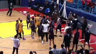 Basketball na ginawang boxing? 😵(BENILDE vs JRU)