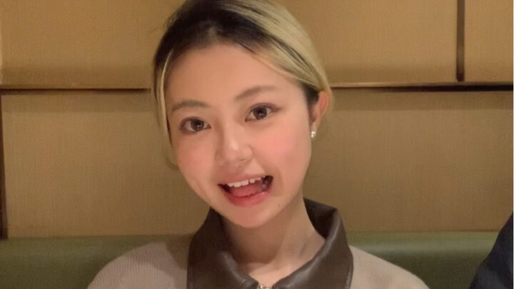 So pretending to be an influencer is actually this lucrative? You get free goodies without even sayi