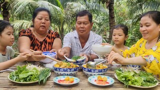 Cà Ri Ếch Nước Cốt Dừa Ăn Mừng Hai Cháu Được Đến Trường Trở Lại| TKQ & Family T763