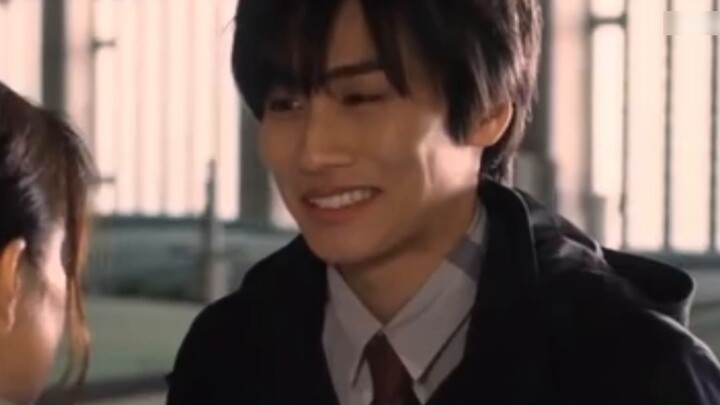 Tanah cahaya yang cerah dan ceria