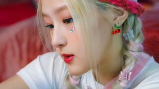 新女团【KISS OF LIFE】收录曲Bye Me Neverland MV