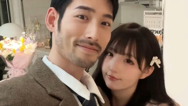 “Nhón chân, khom lưng, vừa đủ thôi”