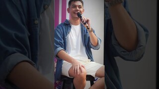 Jangan serius gitu dongg😘