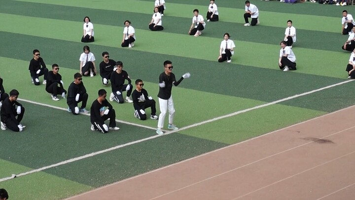 Qinghai Shake & Social Shake & Waltz [Campus Dance Activity Clip of Dingxi Middle School Class of 20