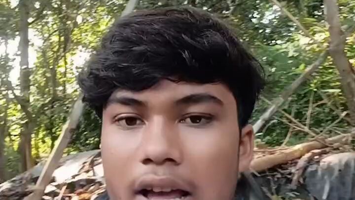दोस्त आप का सुहागरात है आगे देखिए अच्छ वीडियो है 😁😁😁