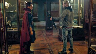 Thor: Cậu có thể gửi email cho tôi nếu có chuyện gì xảy ra không? Doctor Strange: Cậu có máy tính kh