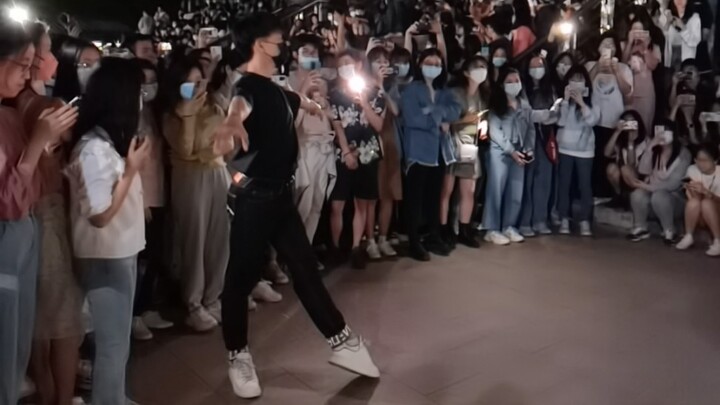 [May Day • Beijing Normal University] Campus "Tuhai" Scene - The Little Prince of Ballet