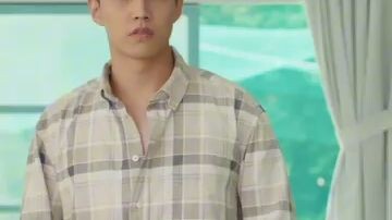 semenya yang udah main sama orang Korea kan, gua lupa judulnya😅