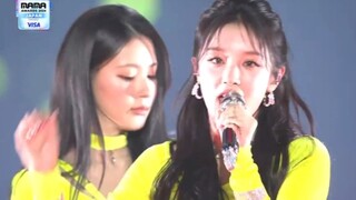 تبدأ تيان شياوتشوان بأداء الراب! مسرح MAMA باللون الأخضر الفسفوري مع أغنية GIDLE "Super Lady + Fate"