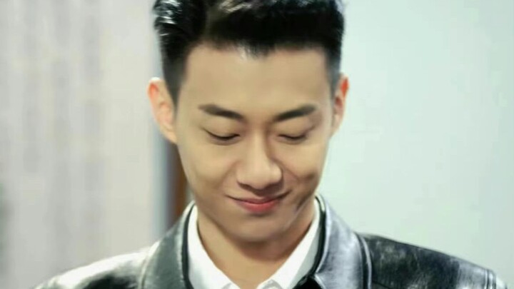 【مرحباً بأول رجل في عام 2024 يحظى بموسيقى خلفية خاصة به】