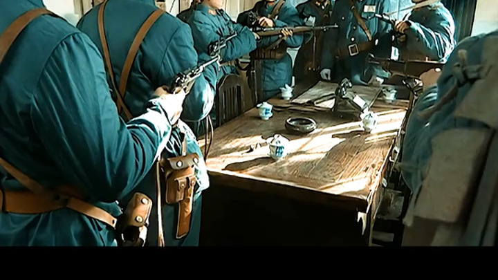 Li Yunlong cleans up Chuyunfei’s affairs and makes off with an entire battalion’s worth of equipment