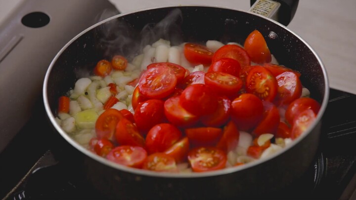 [JO Chef's Stew] Eat noodles and get lip gloss for free? Real dark cuisine - squid pasta