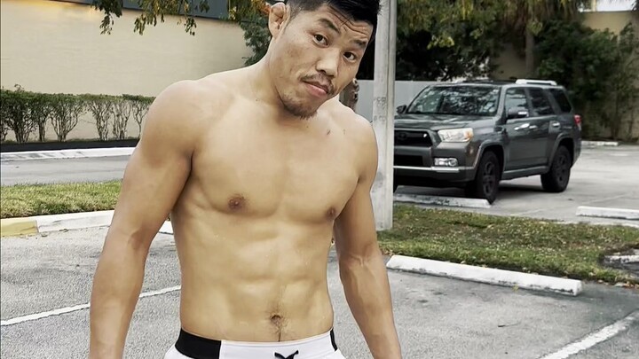 ما أفعله، أقدمه فقط لمن يفهمني، فحتى أقصر تتابع يمكن أن يشكّل أعظم معجزة.