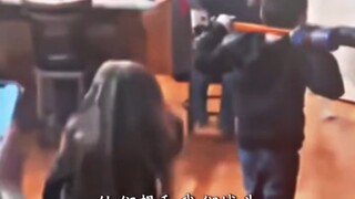 告诉孩子需要帮忙打架……