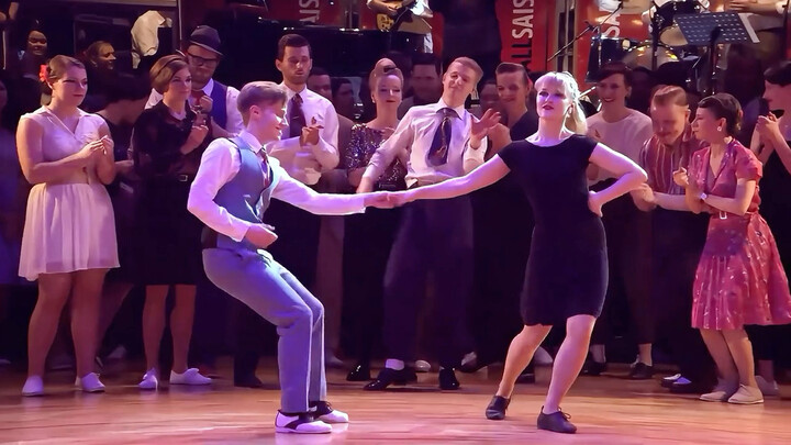 Biểu diễn ngẫu hứng nhảy swing châu Âu: Thân thể con người hóa ra có thể đẹp và tự do đến thế!