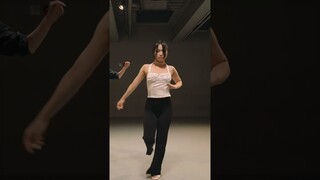 I've fallen for their elegance🥹🥰 #camelee #pia #choreography