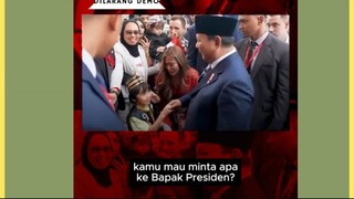 Presiden Prabowo Subianto tiba di Bandara Internasional Pulkovo, St. Petersburg, Rusia, pada Rabu (1
