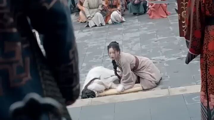 Reborn for revenge — This time, she became the true queen and successfully saved her people!