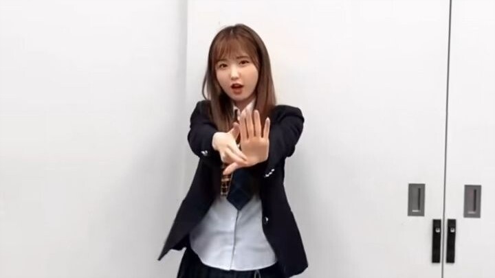 Hirari Honda Dance Challenge: Lee Chae-yeon – KNOCK 03/05/2023