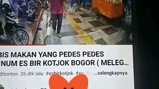 ABIS MAKAN YANG PEDES PEDES MINUM ES BIR KOTJOK BOGOR ( MELEGENDA SEJAK 1965 ) INDONESIA STREET FOOD