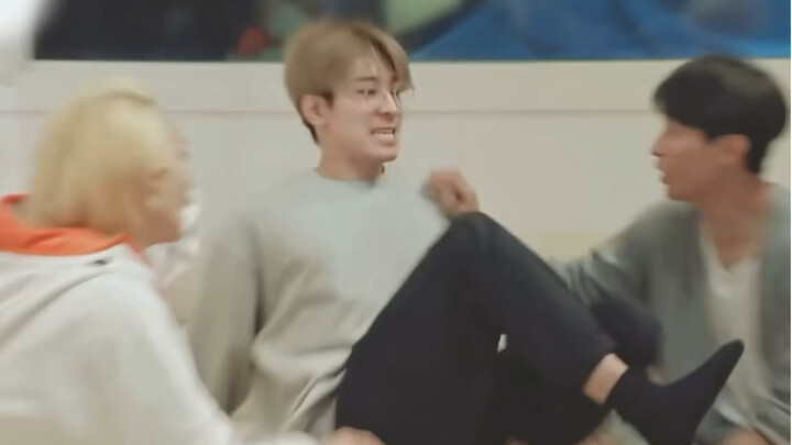 Wonwoo sepenuhnya stabil secara emosional tapi jago meledak marah.