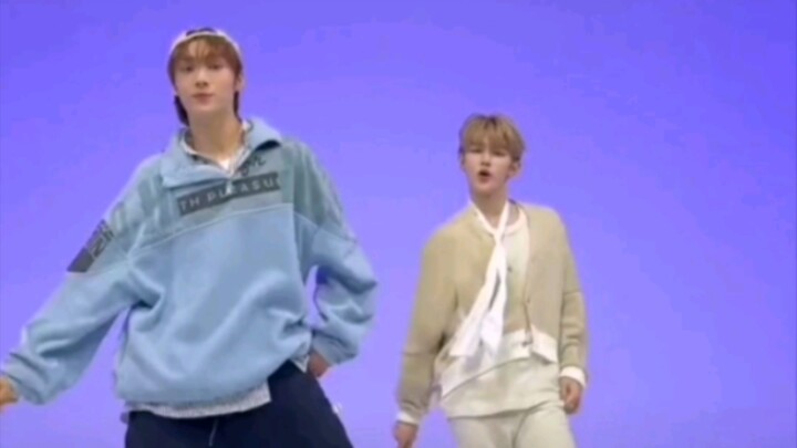 【تويس تشوي يونغجاي】لقد غيرت أخي الأصغر تشا هاهاهاها هاو يكسب المزيد من الأصدقاء