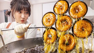 Một chiếc thìa sắt 5 cân và một chiếc nồi sắt 60 cm, món ăn này đòi hỏi rất nhiều công sức.