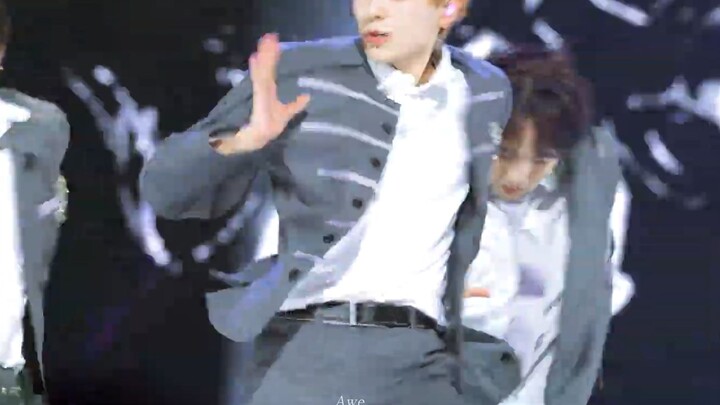 Detail yang Benar-Benar Fans Setia Tanamkan di Tulang: Bahkan Gerakan Ini Juga Ditiru Sempurna?