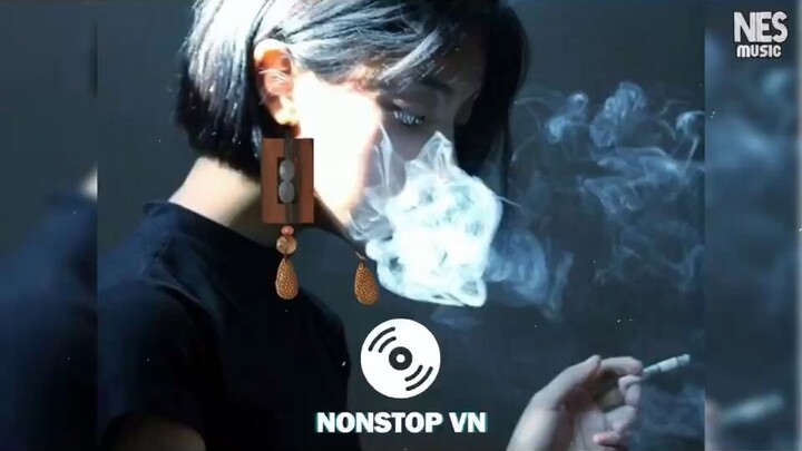 Đúng lúc không có gì trong tay, thì bao nhiêu chuyện trên đời ập đến...😞!!