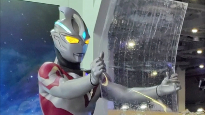 BW亚刻，现场砸盾